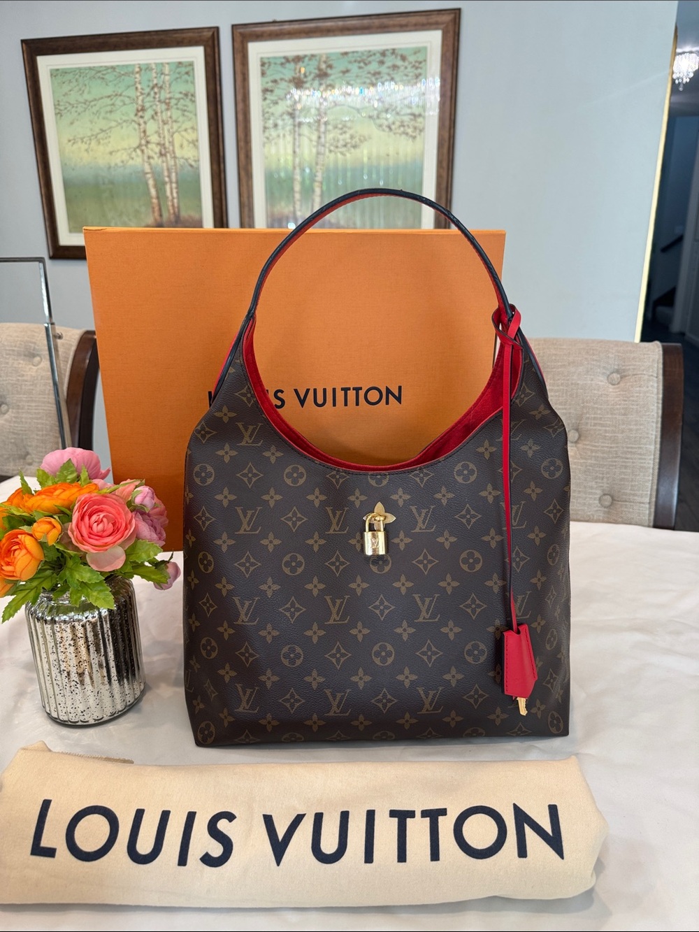 Authentic Louis Vuitton Monogram Flower Hobo bag with Red Interior - Picture 4 of 16